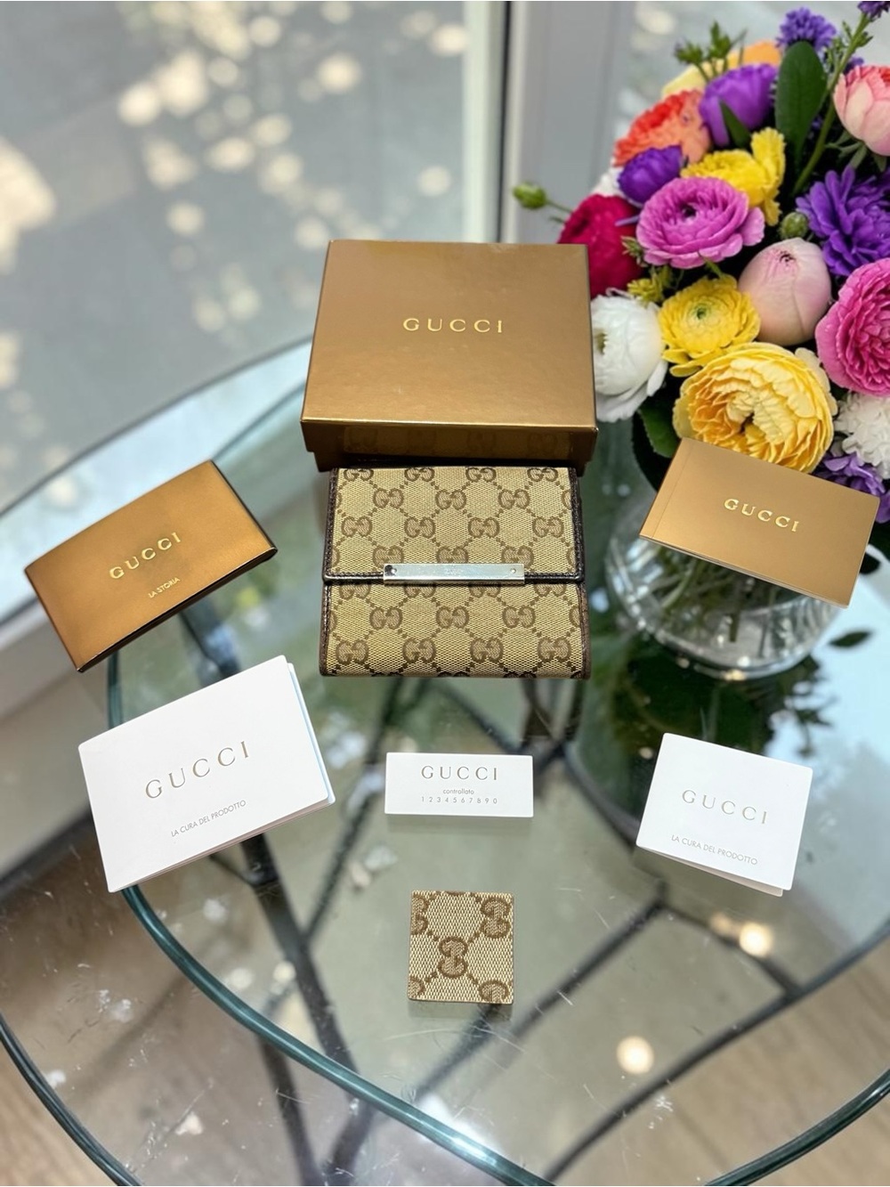 Gucci Beige GG Supreme Canvas Trifold Wallet with Silver Accents EUC - Picture 2 of 15